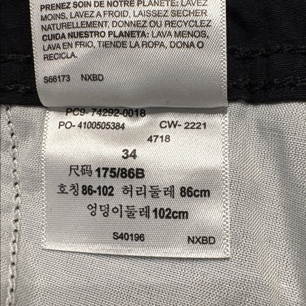 Denizen from Levi's Black Cargo Shorts Men’s SZ 34 - Picture 11 of 11